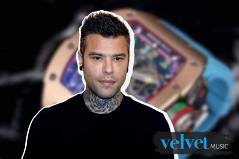 L’orologio di Fedez e il suo prezzo esorbitante: quanto costa.